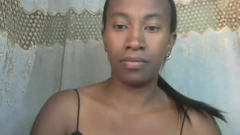 Snapshot of minouch211907 chatting on June 2026 11:33:01 AM minouch211907 online show from June 2026 11:33:01 AM