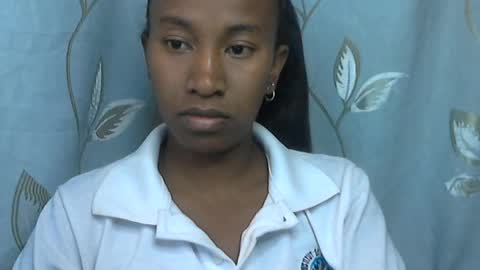 Snapshot of minouch211907 chatting on July 2026 07:14:01 AM minouch211907 online show from July 2026 07:14:01 AM