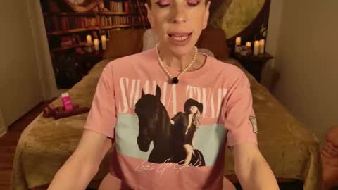 Snapshot of minxtessarae chatting on May 2026 03:15:01 AM Tessa Rae online show from May 2026 03:15:01 AM