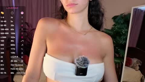 Snapshot of mioflare chatting on July 2026 07:23:02 AM Mio online show from July 2026 07:23:02 AM