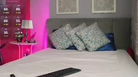 Snapshot of mira_glow chatting on July 2026 04:51:02 AM Mira online show from July 2026 04:51:02 AM