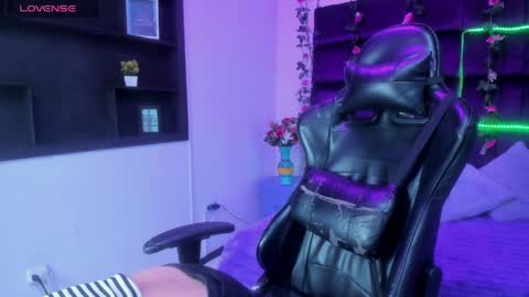 mirabella_miller online show from March 2026 12:06:02 PM