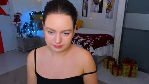 Emma online show from January 2025 10:31:01 PM