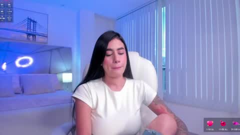 miranda_crawfor online show from May 2026 11:49:01 AM