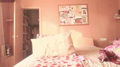 Snapshot of miranda_robinson chatting on May 2026 12:08:02 AM Miranda online show from May 2026 12:08:02 AM