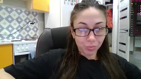 MIRANDA online show from November 2025 01:11:01 PM