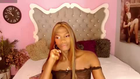 Snapshot of mirandaacollins chatting on October 2025 03:15:02 AM mirandaacollins online show from October 2025 03:15:02 AM