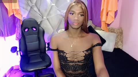 Snapshot of mirandaacollins chatting on November 2025 10:49:02 AM mirandaacollins online show from November 2025 10:49:02 AM