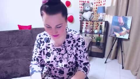 Snapshot of mirandadyson chatting on February 2026 03:01:01 PM MirandaDyson online show from February 2026 03:01:01 PM