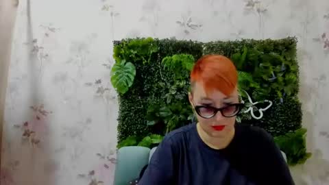 Snapshot of mirandagill chatting on December 2024 09:03:01 AM mirandagill online show from December 2024 09:03:01 AM