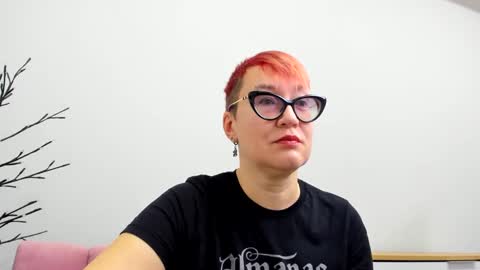 Snapshot of mirandagill chatting on January 2025 08:47:02 AM mirandagill online show from January 2025 08:47:02 AM