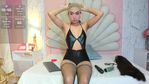 Snapshot of mirarossi chatting on July 2026 08:03:01 PM MiraRossi online show from July 2026 08:03:01 PM