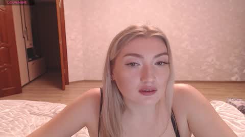 Snapshot of miraroy chatting on February 2026 04:02:01 PM Mira online show from February 2026 04:02:01 PM