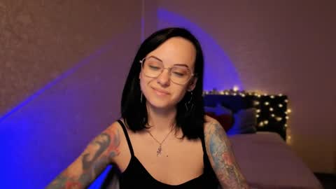 Snapshot of miraskyy chatting on May 2026 06:12:02 PM MiraSkyy online show from May 2026 06:12:02 PM