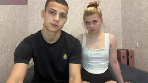 mirelcouple online show from May 2026 10:11:02 AM