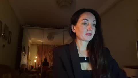 Snapshot of mirelisse chatting on April 2026 06:27:01 PM Christina online show from April 2026 06:27:01 PM