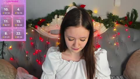 Miriam WhiteF online show from January 2025 01:48:01 PM
