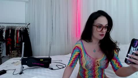 Mirrabelle online show from February 2026 05:19:01 PM