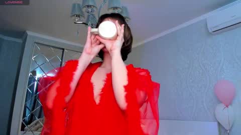 Shelley online show from February 2025 07:45:02 AM