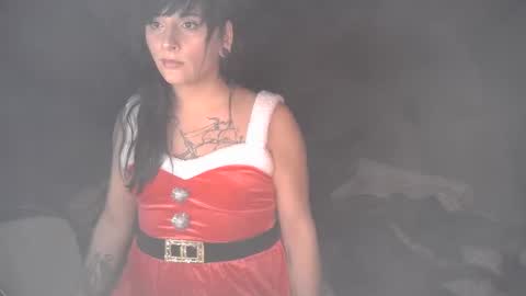 Lulu Valentine online show from December 2024 12:44:01 AM