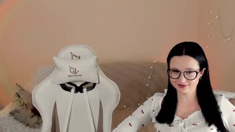 Misha online show from December 2025 07:06:02 AM