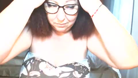 Snapshot of mishakiss34 chatting on June 2026 08:24:02 AM Misha online show from June 2026 08:24:02 AM