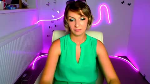 Mishelle online show from July 2026 11:34:01 AM