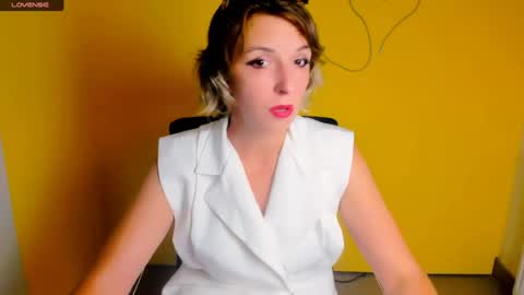 Mishelle online show from August 2026 11:24:02 AM