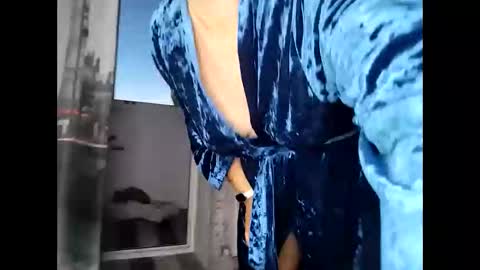 Misisssex online show from September 2025 04:07:02 PM