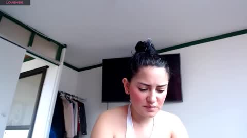 Snapshot of misnicol chatting on March 2026 01:28:02 PM Nicol online show from March 2026 01:28:02 PM