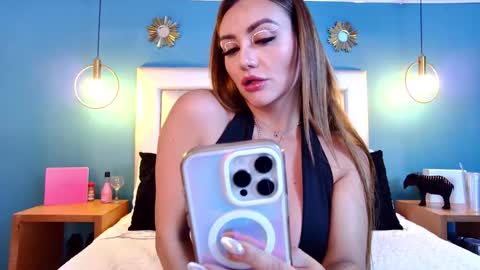 miss__ary_ online show from September 2025 12:16:01 PM