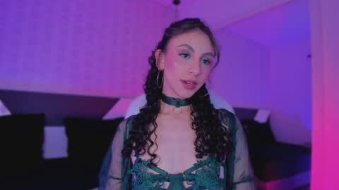 Snapshot of miss__charlotte_ chatting on February 2025 05:18:02 AM Charlotte online show from February 2025 05:18:02 AM