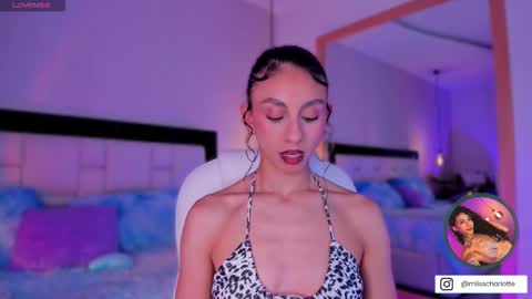 Snapshot of miss__charlotte_ chatting on September 2025 04:23:01 AM Charlotte online show from September 2025 04:23:01 AM