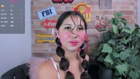 Snapshot of miss__luxury chatting on September 2025 11:04:02 AM Luxury online show from September 2025 11:04:02 AM