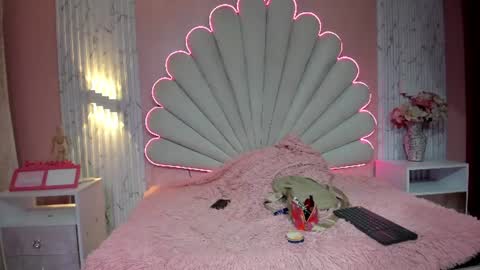 miss__star_ online show from June 2026 02:21:01 PM
