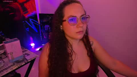 Snapshot of miss_alisse chatting on May 2026 04:39:01 AM miss_alisse online show from May 2026 04:39:01 AM