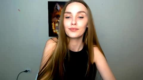 Snapshot of miss_angelina_ chatting on May 2026 06:11:02 AM Angelina online show from May 2026 06:11:02 AM