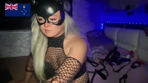 Call me  Miss Antonette  online show from May 2026 04:07:02 AM