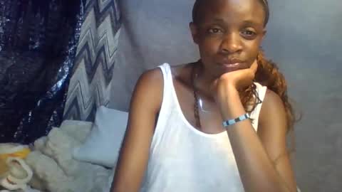 miss_belllo online show from February 2025 12:36:02 PM