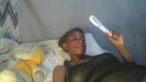 miss_belllo online show from March 2025 09:39:02 AM