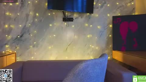 Snapshot of miss_bubbles chatting on May 2026 01:01:01 AM Sandy online show from May 2026 01:01:01 AM