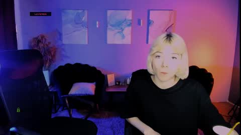 miss_courtney online show from April 2026 08:42:01 AM