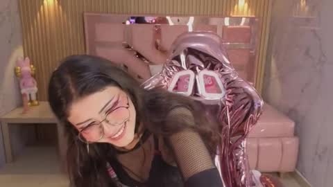 miss_devil_s online show from January 2026 03:20:01 AM