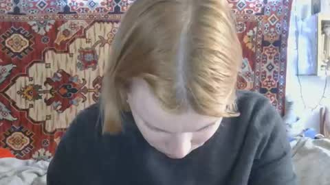 Snapshot of miss_elistia_ chatting on April 2026 11:23:02 AM Elis online show from April 2026 11:23:02 AM