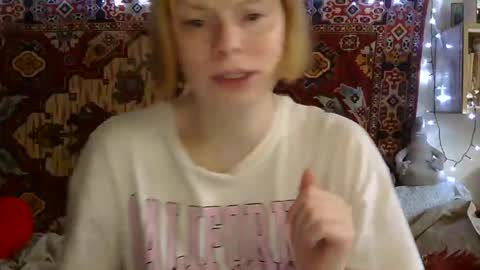 Snapshot of miss_elistia_ chatting on May 2026 11:27:01 AM Elis online show from May 2026 11:27:01 AM