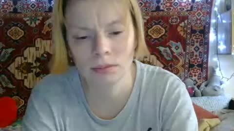 Snapshot of miss_elistia_ chatting on June 2026 11:03:02 AM Elis online show from June 2026 11:03:02 AM