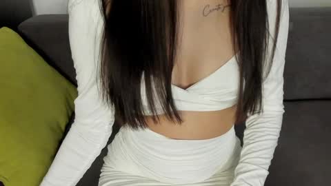 Emily online show from January 2025 04:22:02 PM