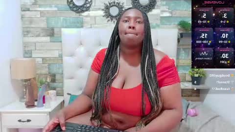 Snapshot of miss_evans_ chatting on April 2026 08:57:02 PM miss_evans_ online show from April 2026 08:57:02 PM