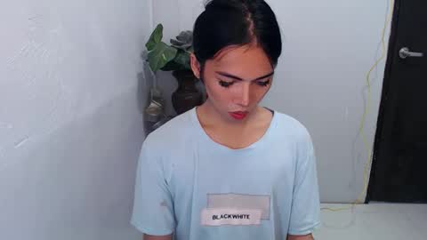 julie online show from April 2026 02:22:02 AM