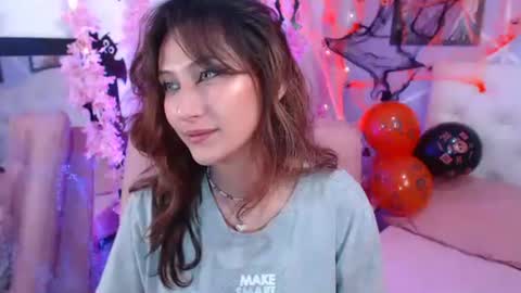Snapshot of miss_katteyes chatting on October 2025 12:44:02 AM Katteyes online show from October 2025 12:44:02 AM